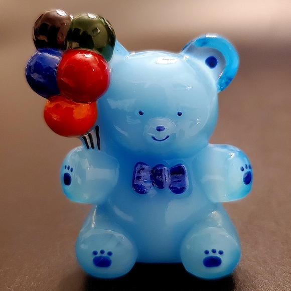 Vntg Boyd "Patrick the Bear" Opaque Baby Blue Handpainted Slag Glass - Picture 14 of 14
